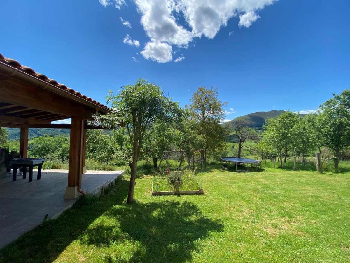 Casa Rural El Bohio Arriondas Exterior foto