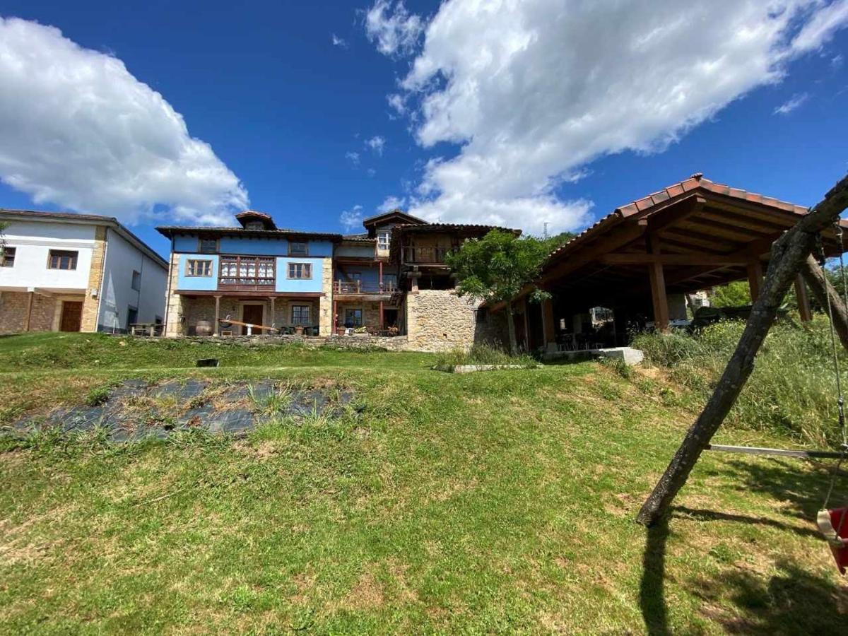 Casa Rural El Bohio Arriondas Exterior foto